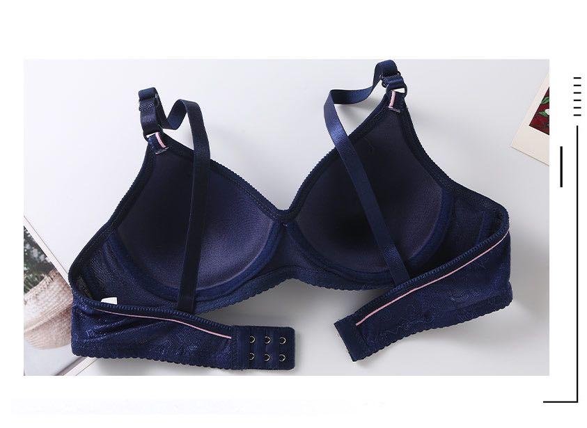 HANG BANG Women's Padded Non Wired Transparent Detachable Bra (Navy Blue,  40B) Women Everyday Lightly Padded Bra - Buy HANG BANG Women's Padded Non  Wired Transparent Detachable Bra (Navy Blue, 40B) Women