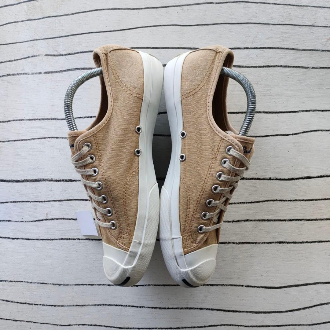 Beige on sale jack purcell
