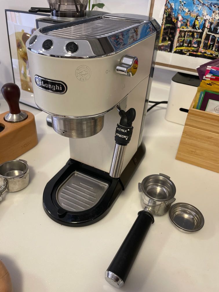 Delonghi Dedica Style Elegant White Pump Espresso Coffee Machines, TV