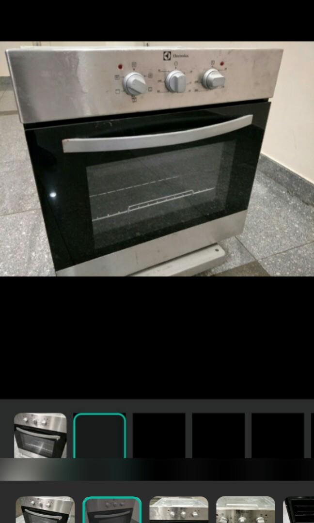 Electrolux oven in good condition, TV & Home Appliances, Kitchen