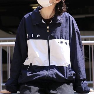 （分類：）位於 。 由 IllaMapletree 提交（商品編號 1176151145，圖片 1）。簡介： 。