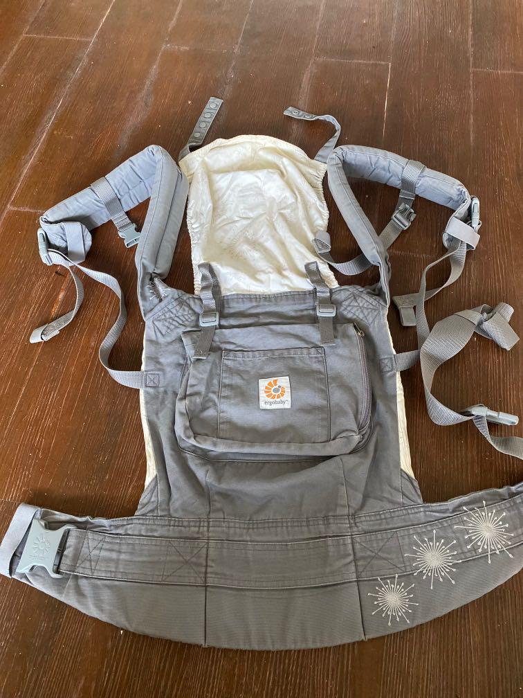 Ergobaby original carrier 2025 in starburst with embroidery