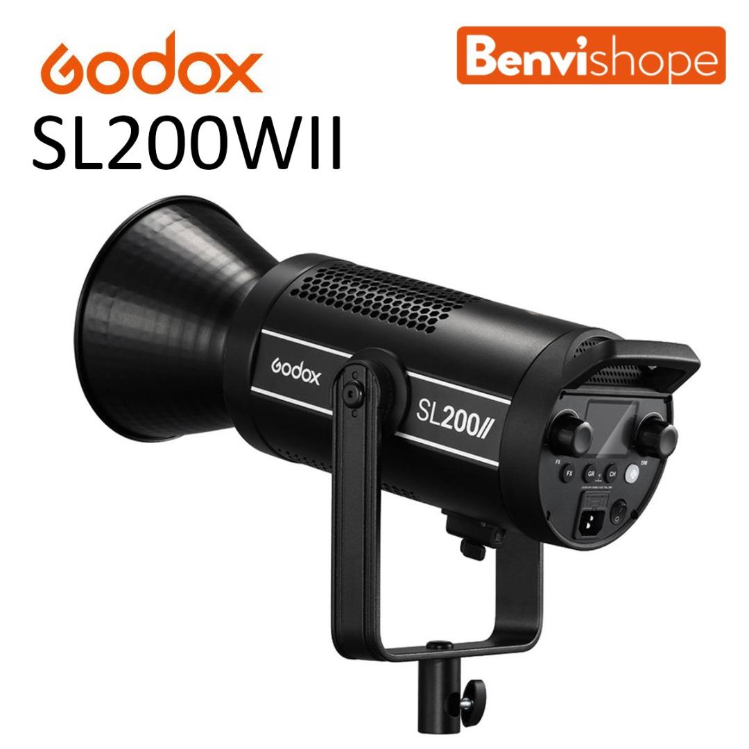 Godox SL 200 ii Led continuous lighting ver 2 (Category: Lighting & Studio Equipment) located in Caloocan City. Submitted by Benvishope (Listing ID 1130027270, Image 3). Description: pickup at kalookan area..