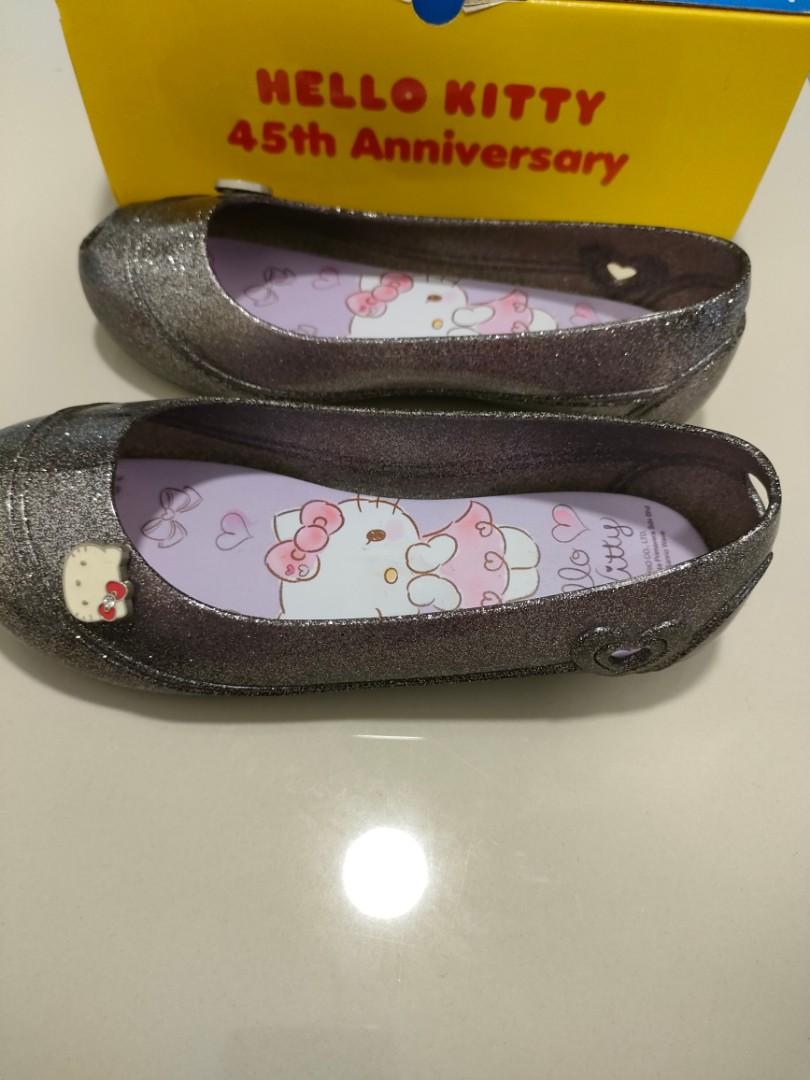 Hello Kitty Jelly shoes, Babies & Kids, Babies & Kids Fashion on Carousell