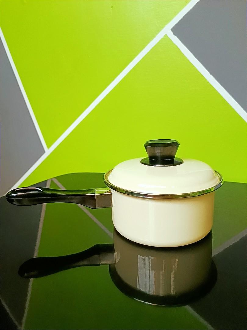 Japan Surplus Enamel cookware saucepan, Furniture & Home Living