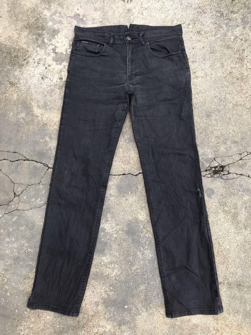 Hamnett jeans shop