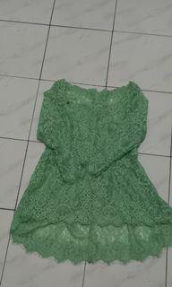 Kebaya pesta
