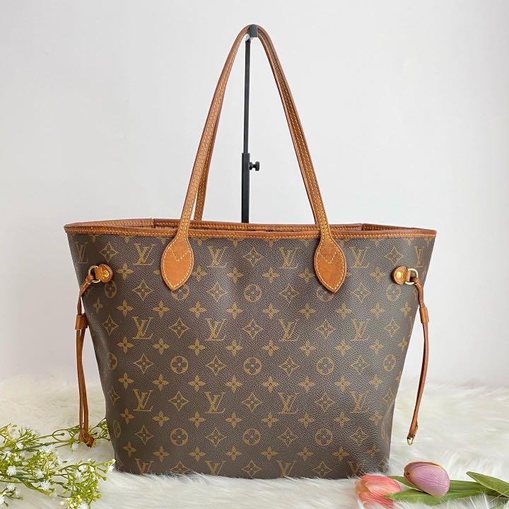 Louis Vuitton Tote Bag, Luxury, Bags & Wallets on Carousell