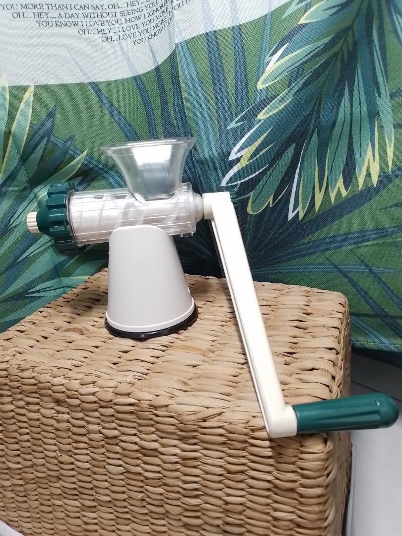 Manual Juicer Masticator, TV & Home Appliances, Kitchen Appliances