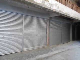 Manual/Automatic Roll Up Door