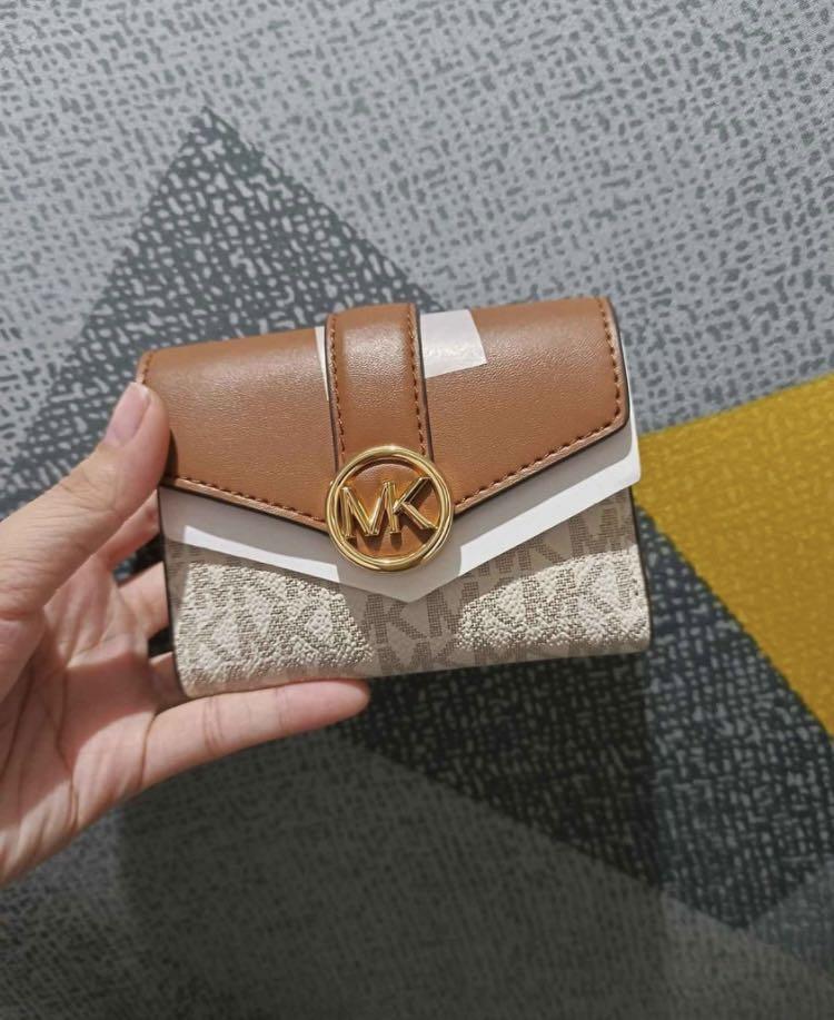 Michael Kors Carmen Wallet, Women's Fashion, Bags & Wallets