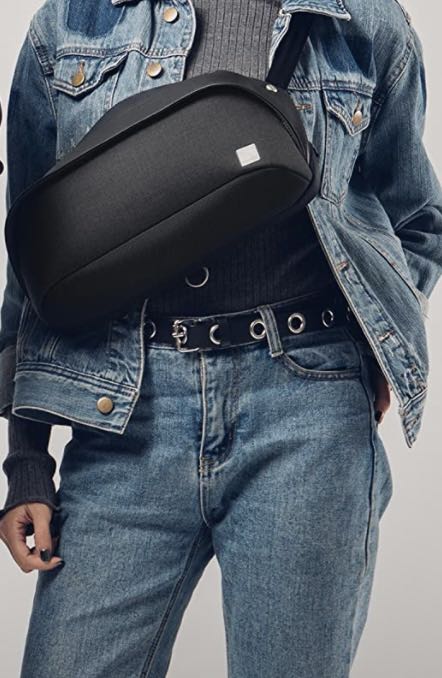 Moshi hotsell tego slingpack