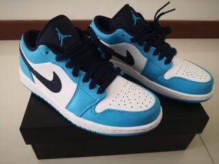 Nike Air Jordan Low UNC