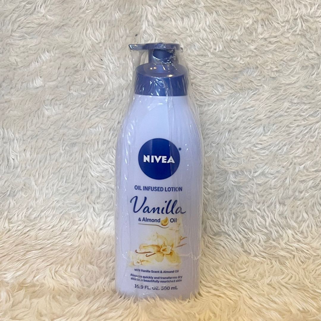 Nivea Vanilla and Almond Oil Body Lotion 500ml, Beauty & Personal Care