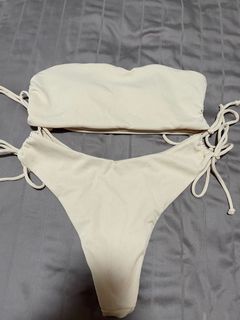 (Category: ) located in . Submitted by jenni1 (Listing ID 1176226014, Image 1). Description: .