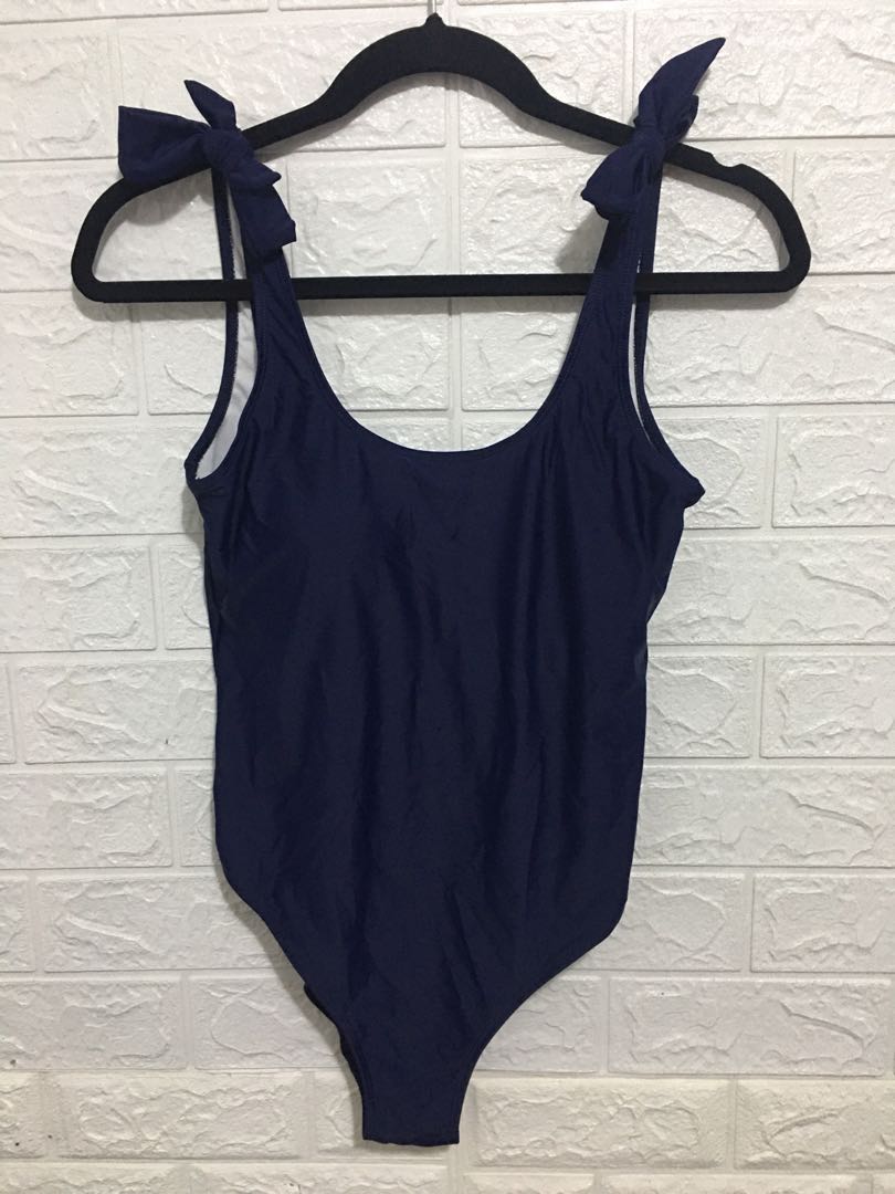 One piece navy blue low back, Women's Fashion, Swimwear, Bikinis