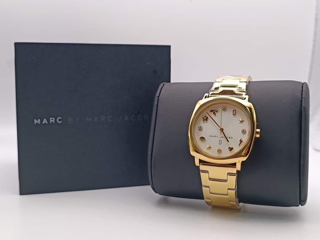 Original Marc Jacobs Gold Watch (Category: Women's Watches) located in Bulacan. Submitted by watchabagsph2.0 (Listing ID 1176088917, Image 3). Description: ✔️ ORIGINAL/ Authentic ✔️Brandnew ✔️Complete Inclusions: Original Box, Manual, Paper Bag 📌With Seller warranty 💯 Legit Check in any watch service center 💯Pawnable on selected pawnshops (OPEN FOR LAYAWAY, MESSAGE US FOR DETAILS).