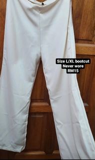 (Category: ) located in . Submitted by ftn.preloved (Listing ID 1176102240, Image 1). Description: .