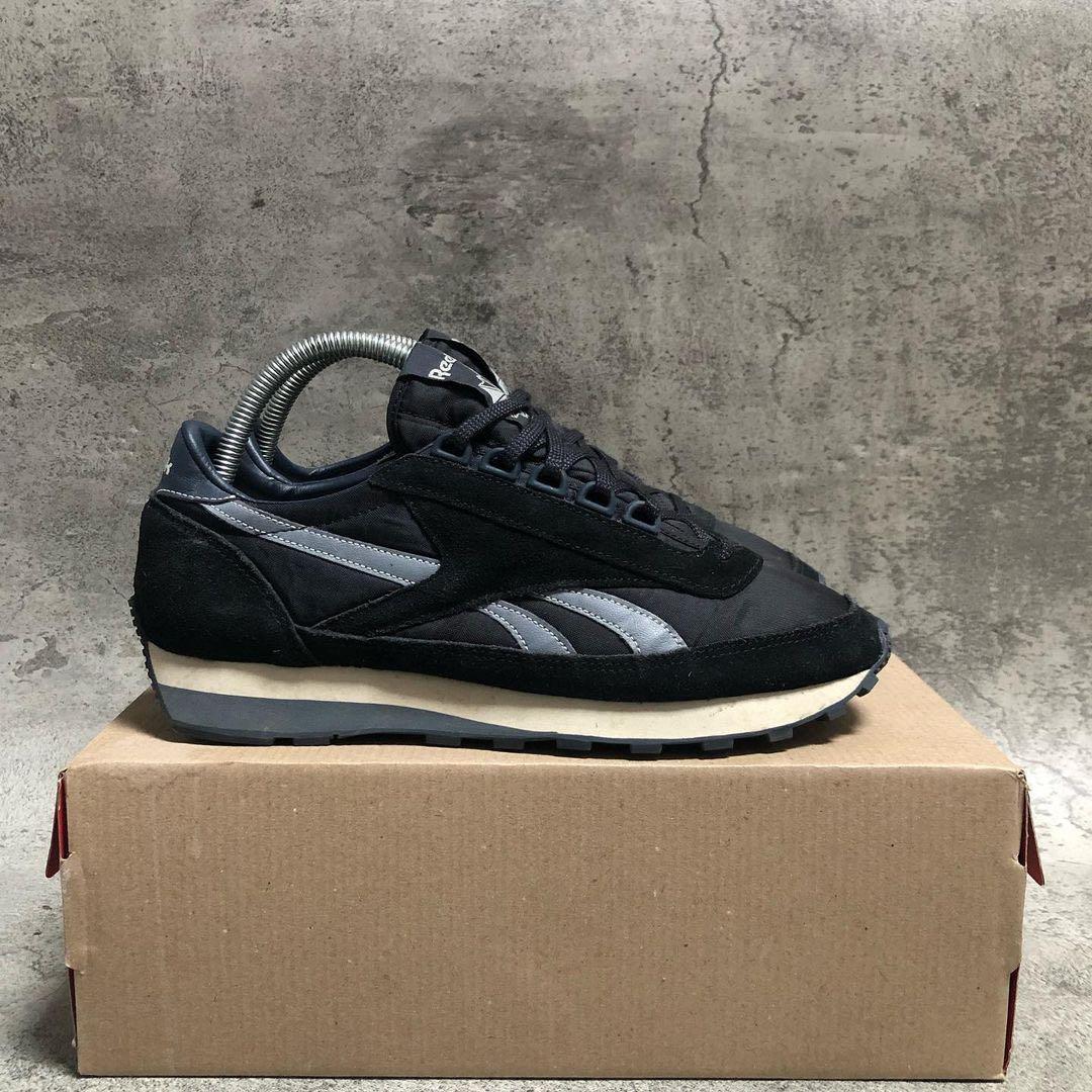 Reebok aztec black sale