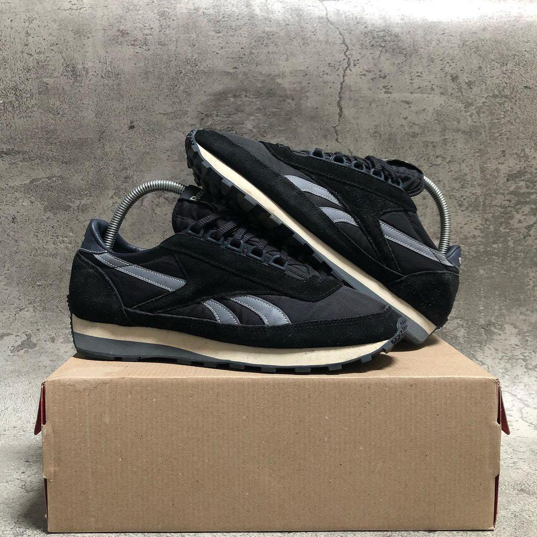Reebok hotsell aztec black