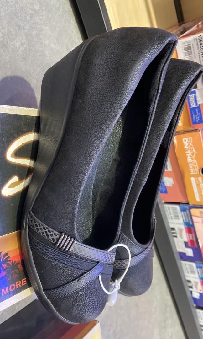 Skechers Women Wedges Women s Fashion Footwear Wedges on Carousell