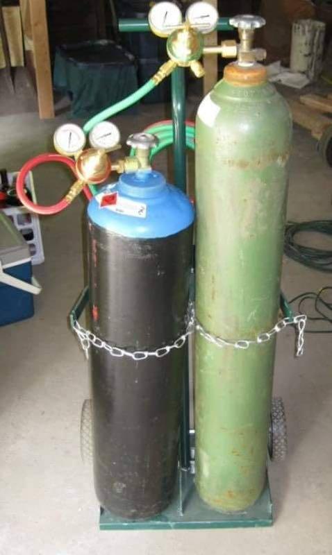 Acetylene and on sale oxygen tanks