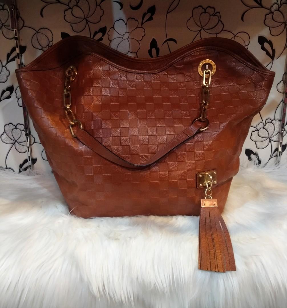 Jual Tas Louis Vuitton LV Original Authentic Second Preloved Bag Branded  fashion wanita, Barang Mewah, Tas & Dompet di Carousell