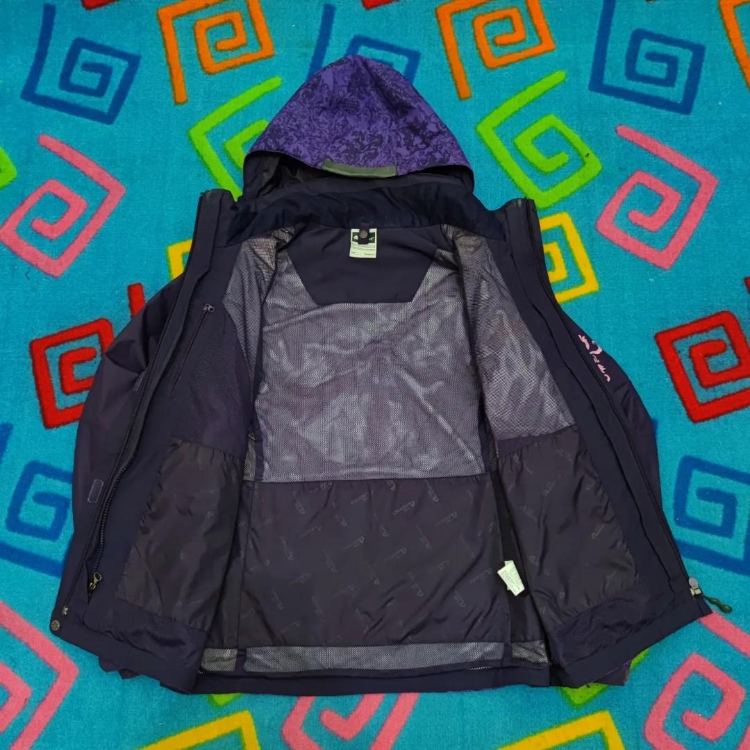 The Red Face Outdoor Jacket, Fesyen Wanita, Pakaian Wanita, Baju Luaran