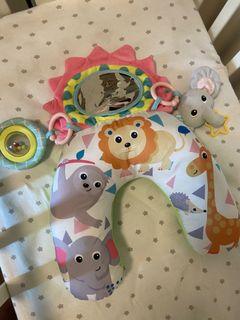 Tummy time activity pillow