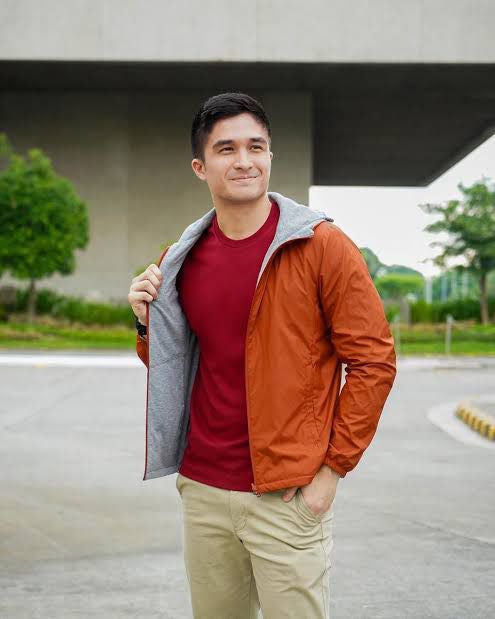 Uniqlo orange new arrivals parka