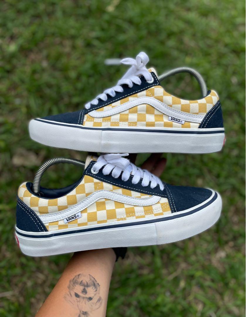 checkered vans pro