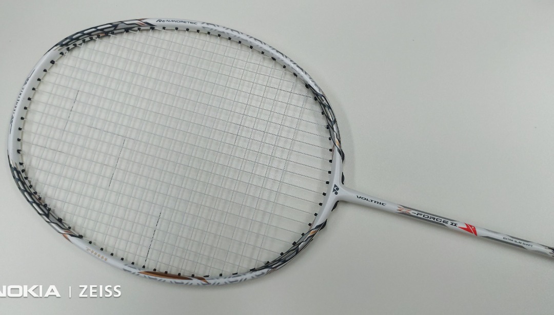 Yonex Voltric Z-Force II 3UG5 SP white, 運動產品, 運動與體育, 運動