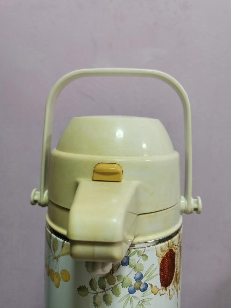 1.9 Litre Made in Japan Vacuum Flask/ Dispenser, Furniture & Home Living, Kitchenware