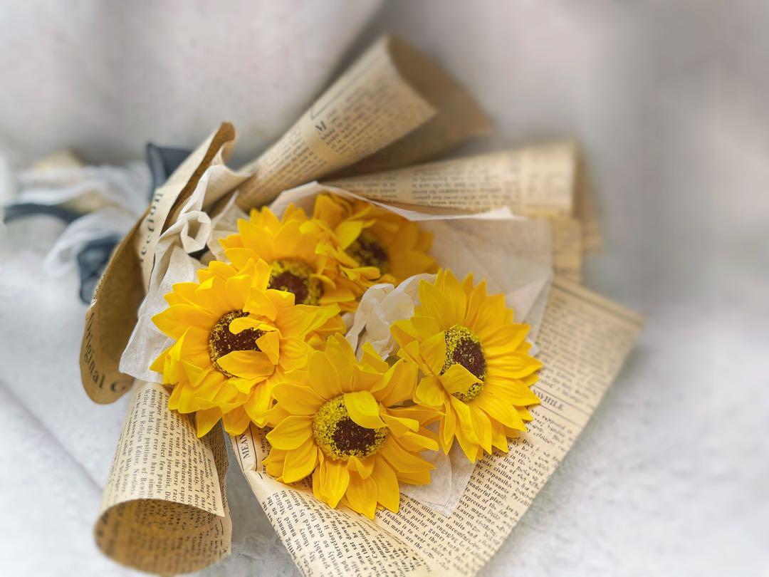 5 stalks of Sunflower bouquet for graduation teachers day, appreciation