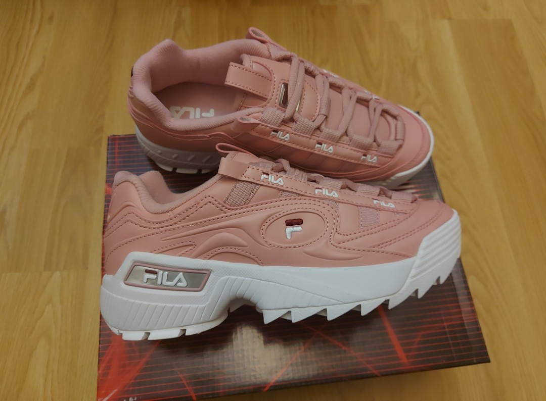 正版正版粉紅色全新fila 女裝波鞋EU38 內長24cm, 女裝, 鞋, 波鞋