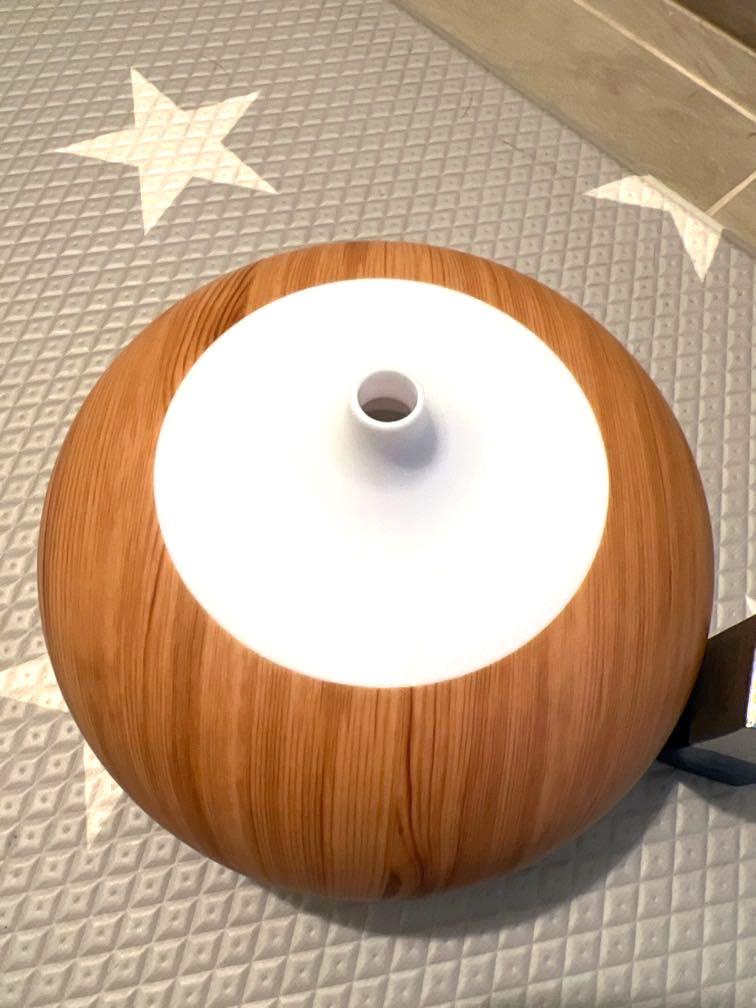 Aroma Diffuser （分類：家居香薰）位於 Hong Kong。 由 sisijose 提交（商品編號 1179713156，圖片 2）。簡介： No box with Pure Essential Plant Oil 10ml。