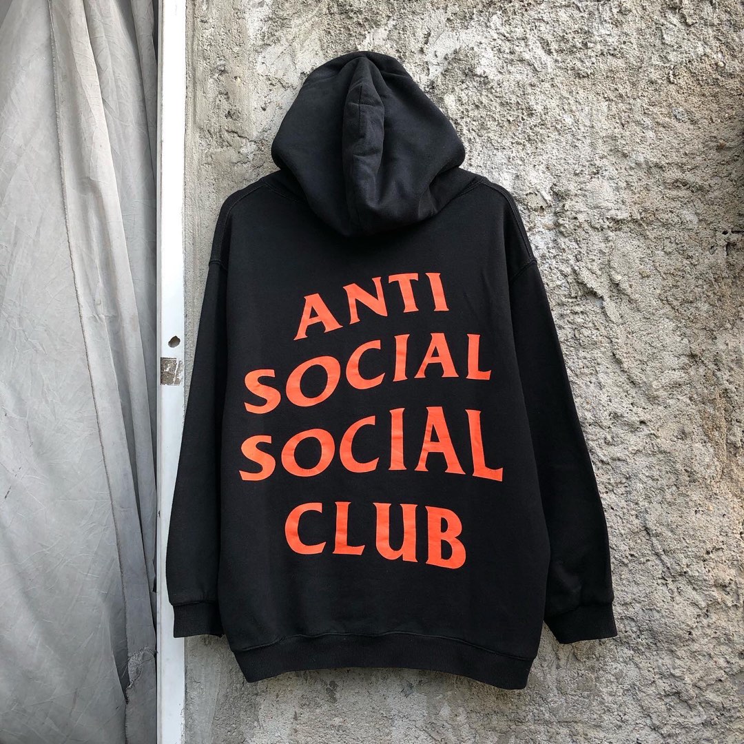 ASSC x UNDEFEATED BLACK HOODIE, Fesyen Pria, Pakaian , Atasan di