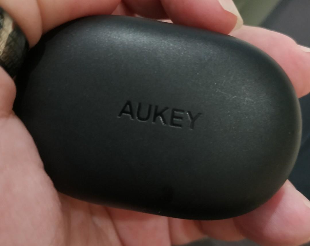 Aukey Wireless Earbuds Audio Earphones On Carousell aukey-wireless-earbuds-audio-earphones-on-carousell