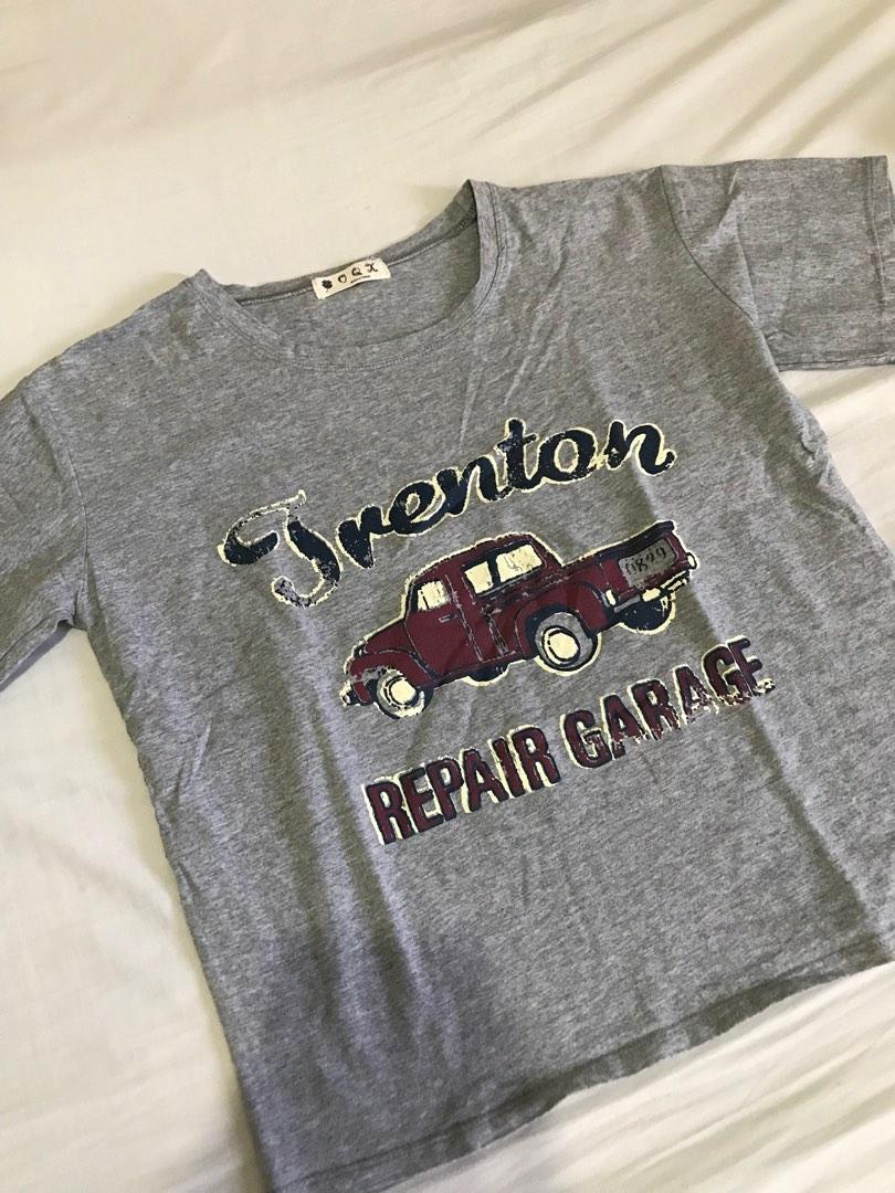 Baby Tee Tshirt (Category: Shirts) located in Muntinlupa City. Submitted by regit_ (Listing ID 1179696490, Image 1). Description: No brand Used a few times only Super cute and trendy Cotton spandex material Best fits S-M.