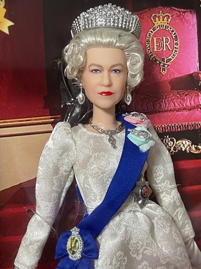 A LimitedEdition Barbie Doll Of Queen Elizabeth Has Been Created