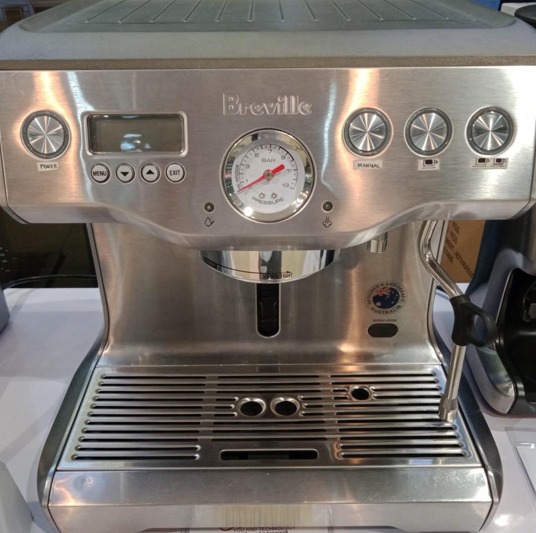 BRAND NEW BREVILLE DUAL BROILER ESPRESSO COFFEE MACHINE MODEL BES920