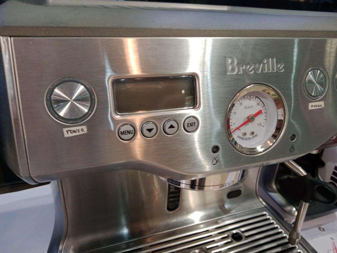 BRAND NEW BREVILLE DUAL BROILER ESPRESSO COFFEE MACHINE MODEL BES920