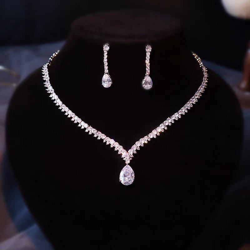 Wedding necklace and earrings outlet