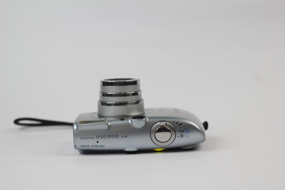 Canon Ixus 970IS/Canon PowerShot SD890 IS (IXY Digital 820 IS) 10M CCD