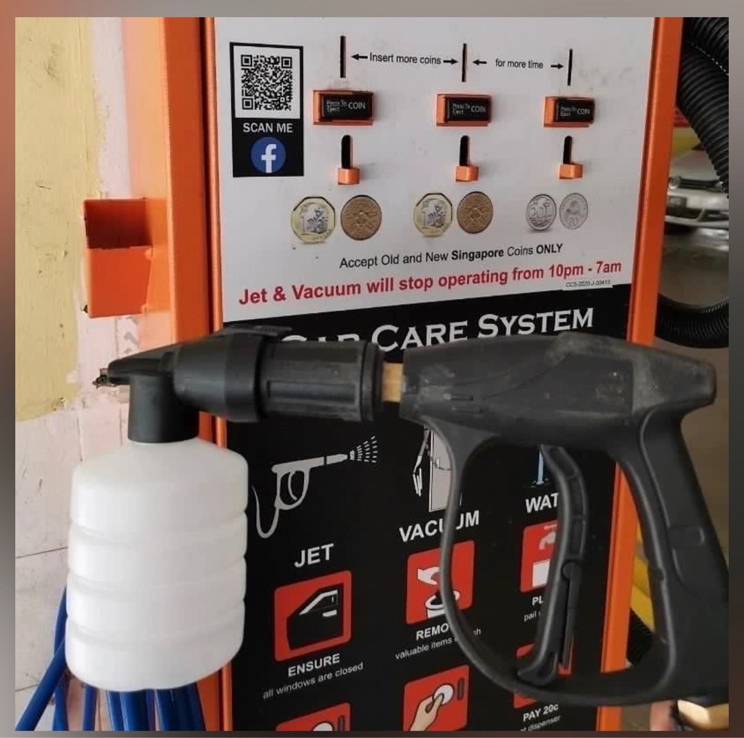 Car wash foam spray bottle , Car Accessories, Accessories on Carousell