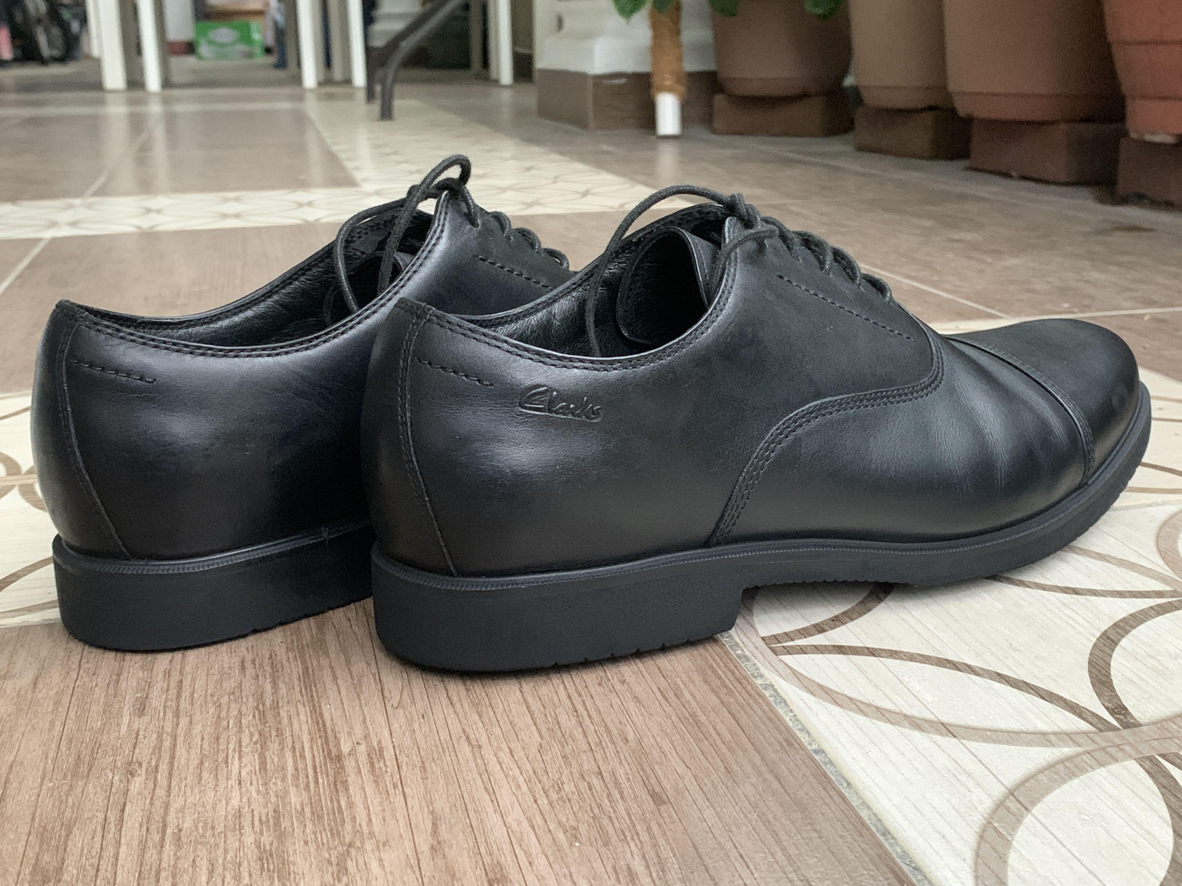 8.5UK Clarks Active Air with Vibram Gum Lite sole Men s Fashion