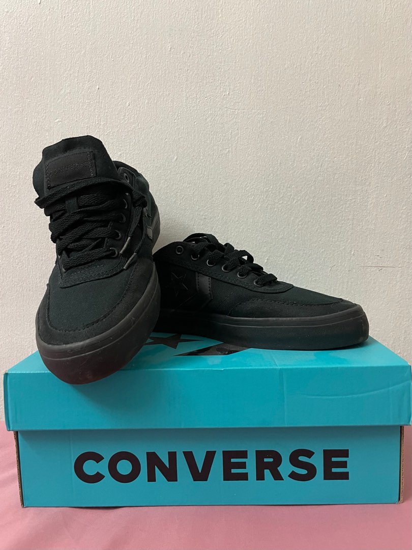 Converse Courtlandt OX Men s Fashion Footwear Sneakers on Carousell