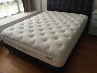 (Category: ) located in . Submitted by fr-90 (Listing ID 1179680690, Image 1). Description: .