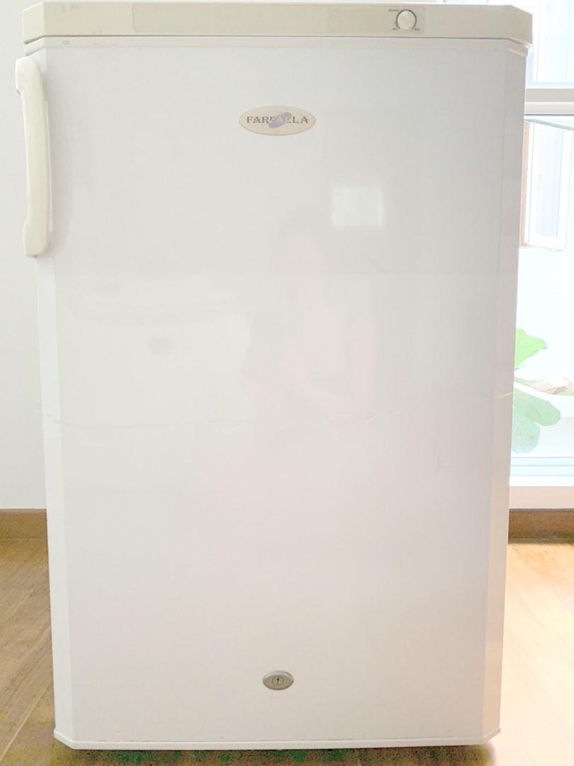 Farfalla upright freezer for breastmilk, Babies & Kids, Nursing