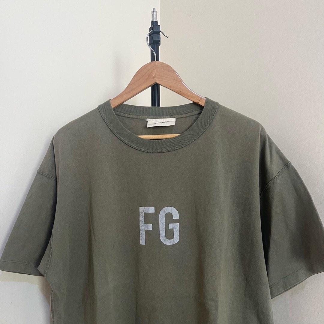 Fear of God FG Reflective Tee (Category: Tshirts & Polo Shirts ) located in Angeles City. Submitted by thriftitib (Listing ID 1179714936, Image 3). Description: Fear of God Tee (Reflective) Size: Large Dimes: 29L x 24W Condition: 10/10 like new condition Color Rate: 10/10 Defects: none Mine: 850 ———— 🔥Please manage your experience as all items are thrifted unless stated otherwise 🏷 Authenticity is not stated all tags are posted to avoid misinfo